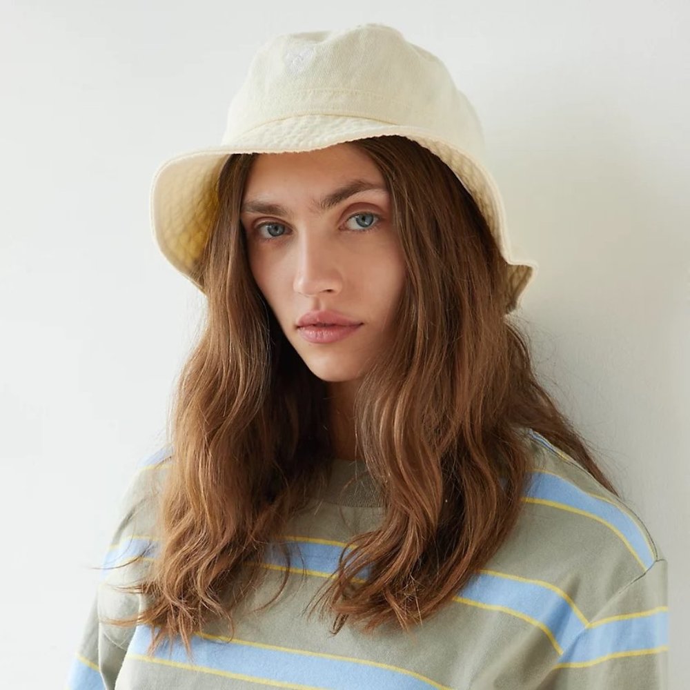 Aritzia Bucket Hat